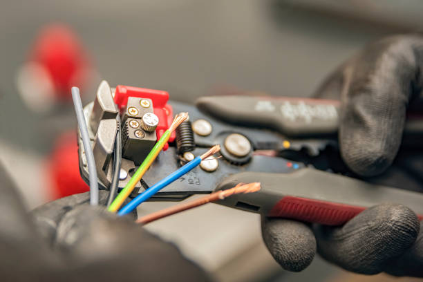 Best Best Electricians Near Me  in Moody, TX